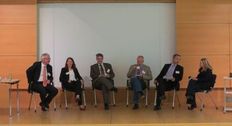 Podiumsdiskussion mit Experten zum Thema der behördlichen Information im gesundheitlichen Verbraucherschutz