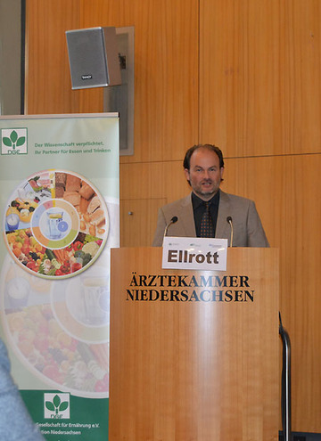 PD Dr. Thomas Ellrott