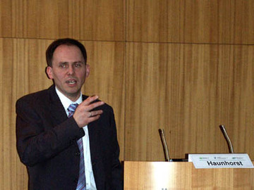 Dr. Eberhard Haunhorst