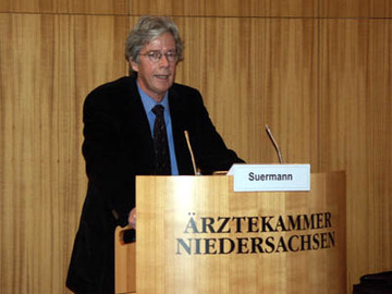 Dr. med. Thomas Suermann