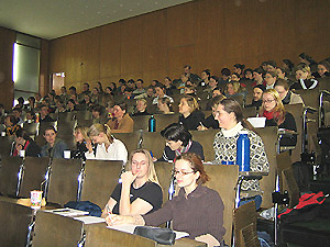 Studentinnen und Studenten der Veterinärmedizin