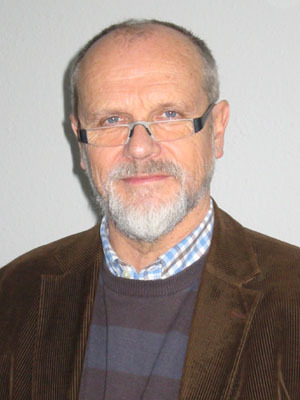 Dr. Heini Treu